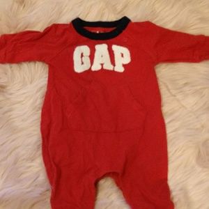 Gap one piece 0-3 months